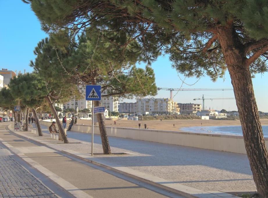 Pé N'Areia São Martinho do Porto Exterior foto